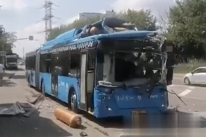 Названа предварительная причина взрыва баллона на крыше автобуса в Москве