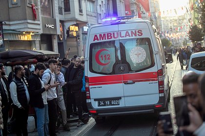 Автобус с российскими туристами врезался в бетонный столб в Турции. Пострадали десятки людей