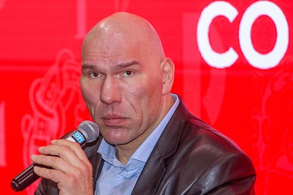 Валуев отреагировал на отстранение назвавшего россиянина «русской свиньей» бойца MMA
