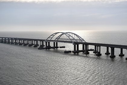 На Крымскому мосту усилили работу досмотровых комплексов