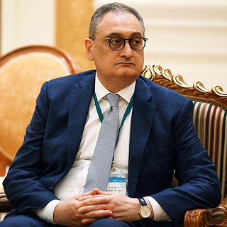 Посол России в Китае рассказал о перспективе создания единой валюты БРИКС