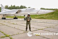 Спецслужбы Украины пытались завербовать российского летчика и угнать бомбардировщик. Почему их план провалился? 