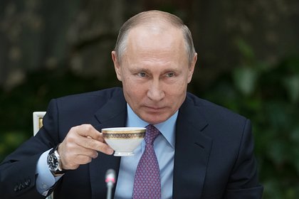 Путин и премьер Индии начали переговоры за чашкой чая