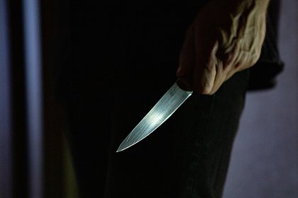 Россиянин из-за ревности напал с ножом на знакомого