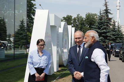 Путин и премьер Индии приехали на ВДНХ