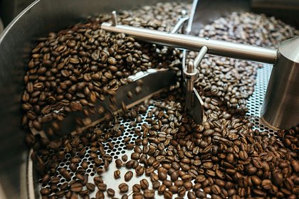 Мировые цены на кофе рекордно выросли