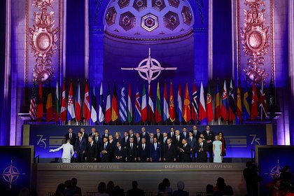 В НАТО захотели общаться с Москвой