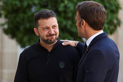 Зеленский встретился с Макроном на саммите НАТО
