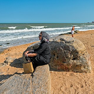 Чистое море и пустой пляж. Туристка — об отдыхе с палатками под Анапой