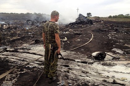 Песков заявил об игнорировании доводов России при расследовании крушения MH17