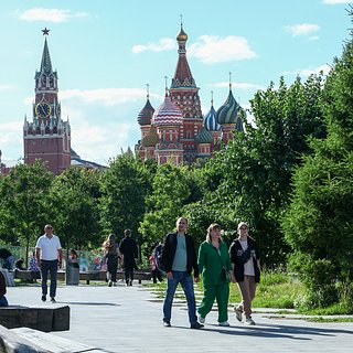 Москвичам пообещали наступление бархатного сезона в выходные
