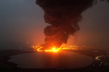 Иран решительно осудил удары Израиля по порту в Йемене