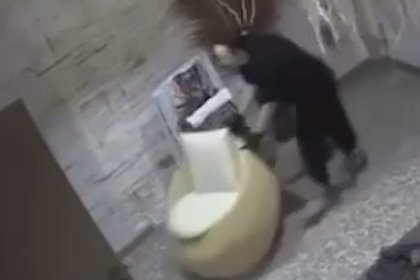 Россиянка попала в больницу после массажа и обвинила салон красоты в сливе интимных видео