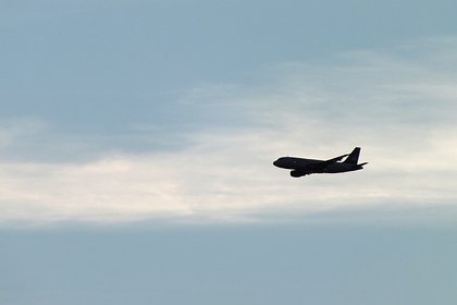 У самолета с россиянами на борту треснуло лобовое стекло в небе