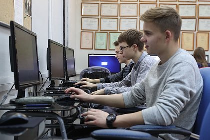 VK Education пригласил российских школьников в бесплатный онлайн-лагерь «IT-дайвинг»