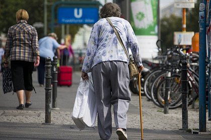 В Германии заявили о проблемах с выплатой пенсий из-за антироссийских санкций