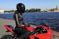 Блогер МотоТаня разбилась в Турции. Что известно о самой красивой байкерше России и произошедшем с ней ДТП 