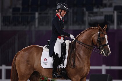 Олимпийскую рекордсменку отстранили от Игр-2024 за жестокое обращение с лошадью