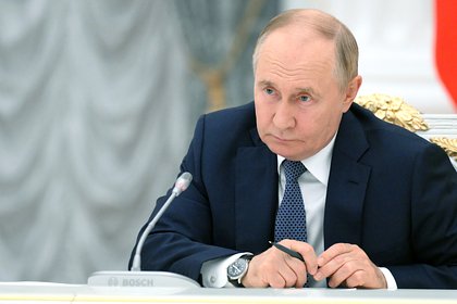 Путин по видеосвязи открыл соцобъекты в новых регионах России