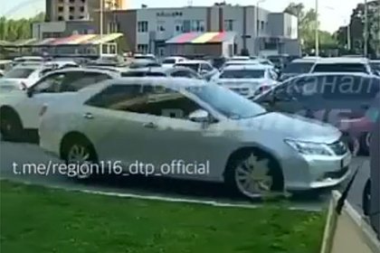 Наезд автомобиля полковника МВД Татарстана на мальчика попал на видео