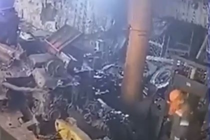 Обрушение российской шахты во время землетрясения попало на видео