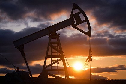 Цены на нефть упали до минимума за полтора месяца