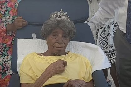 Старейшая жительница США отметила 115-й день рождения и раскрыла секрет долголетия