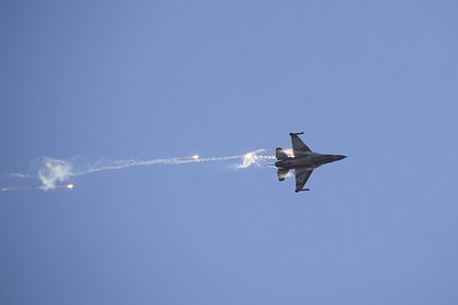 Израильские истребители атаковали Ливан