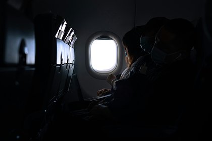 Пассажир самолета с рвотой сорвал рейс и прослыл «биологической угрозой»