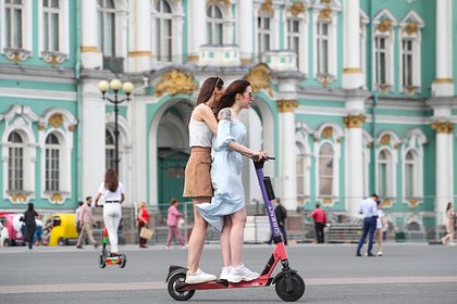 В одном из городов России запретят парковку электросамокатов