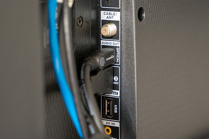 Хакеры научились красть данные через HDMI