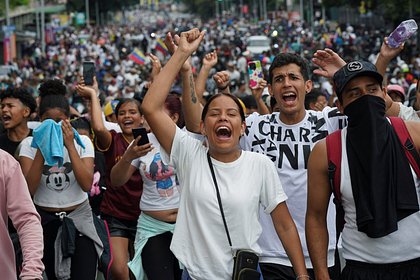 В столице Венесуэлы прозвучали выстрелы