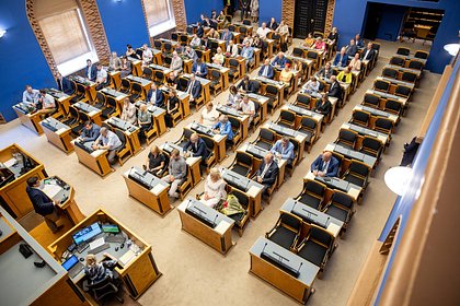 Парламент Эстонии отказался вынести вотум недоверия министру из-за слов о Крыме