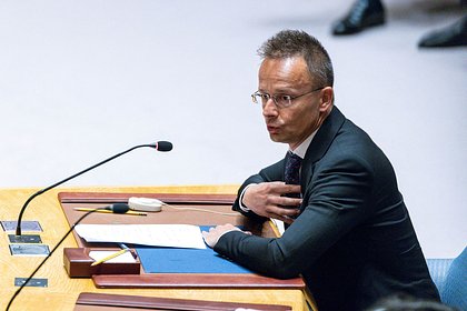 Сийярто обвинил Еврокомиссию в блокировке поставок нефти в Венгрию