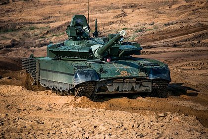 Российский танкист рассказал о феноменальной точности пушки танка Т-80
