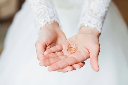 Невеста узнала о неожиданном госте на свадьбе и отменила ее
