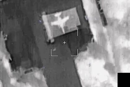 Российский беспилотник попал по самолету ВСУ