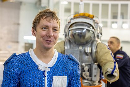 Космонавт Песков на корабле Crew Dragon отправится на МКС