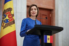 Майя Санду