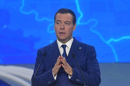 Медведев оценил итоги обмена заключенными между Россией и США