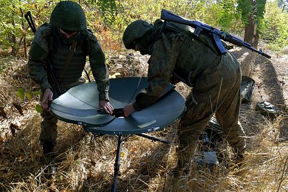 В зоне СВО начали испытания нового комплекса спутниковой связи