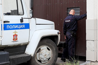 В России двое мигрантов пытались сбежать из ЦВС и напали на силовиков