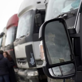Названы самые высокооплачиваемые рабочие специальности