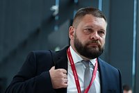 «Тяжелый ожог, черепно-мозговая травма». Появились подробности о состоянии военкора Поддубного. Что говорят врачи? 