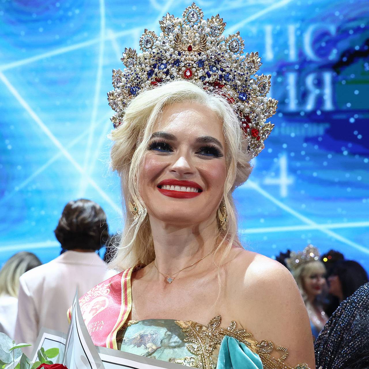 красивая зрелая Самой красивой замужней женщиной России стала 40-летняя петербурженка:  Персоны: Из жизни: Lenta.ru