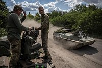 Российские военные ударили ракетой по бункеру в Сумах. В нем проходило совещание Зеленского с главкомом ВСУ