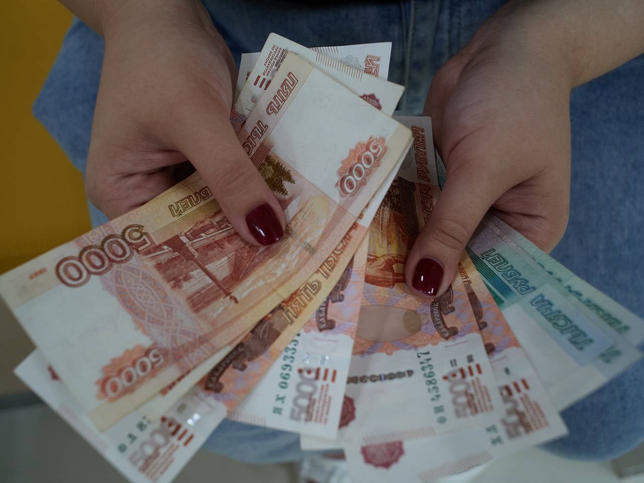 https://icdn.lenta.ru/images/2024/09/03/11/20240903111840629/wide_4_3_7529165a75a8f5a126363588fe3b7a27.jpg