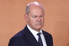 Олаф Щольц