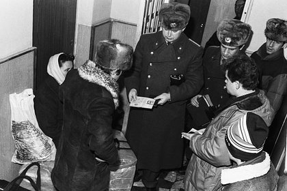 «Это была система надругательства» Как прописка стала инструментом тотального политического контроля за гражданами СССР?