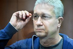 Тимур Иванов.